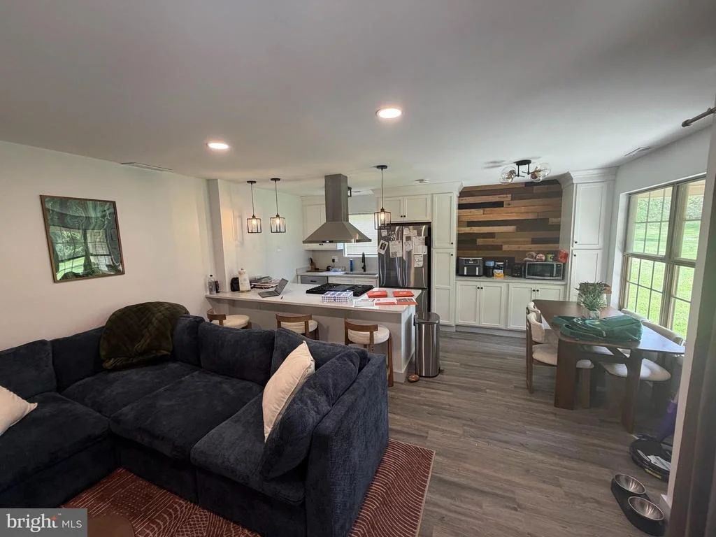 Photo of 414 TAVISTOCK