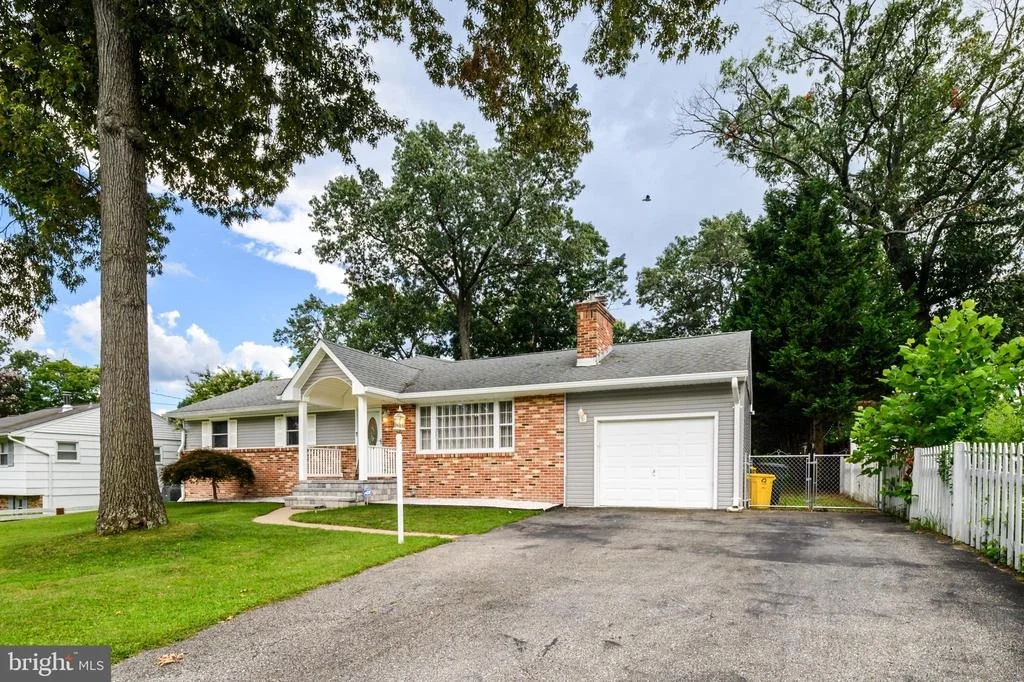 Photo of 819 DANZA ROAD