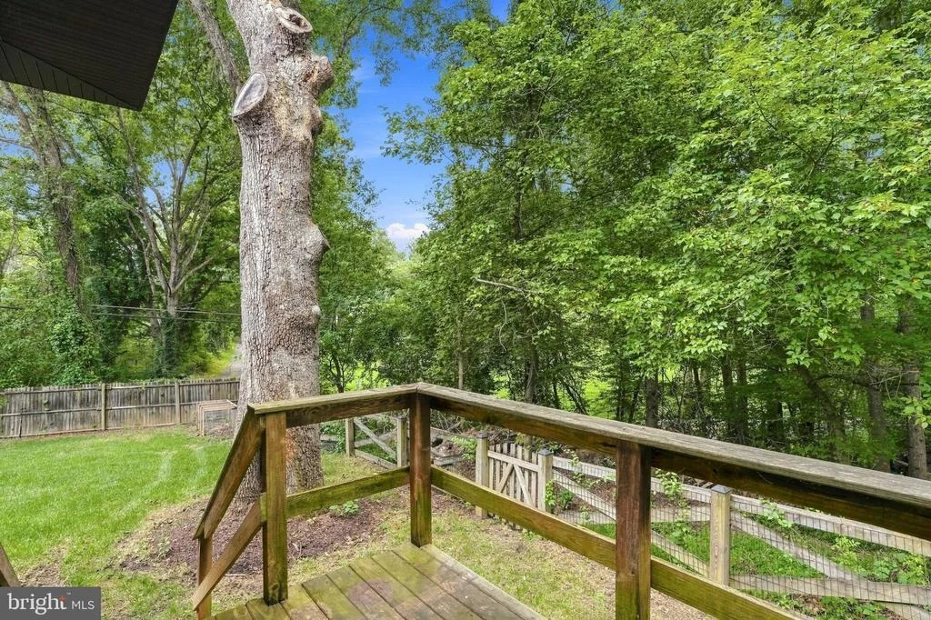 Photo of 7221 CLIFTON ROAD