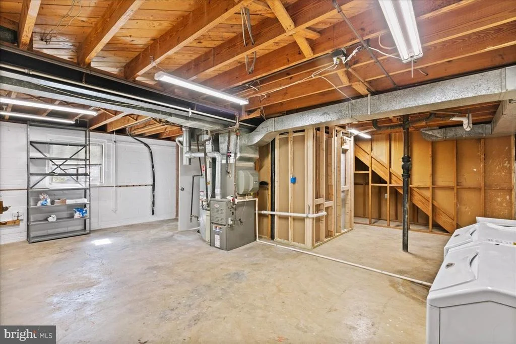 Photo of 5517 SOUTHAMPTON DRIVE