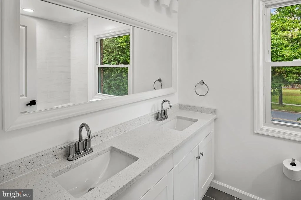 Photo of 13417 HATHAWAY DRIVE