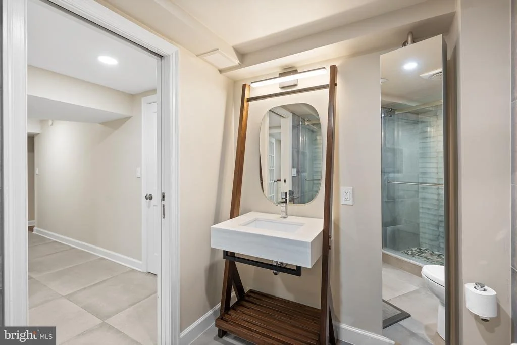 Photo of 404 LEXINGTON DRIVE
