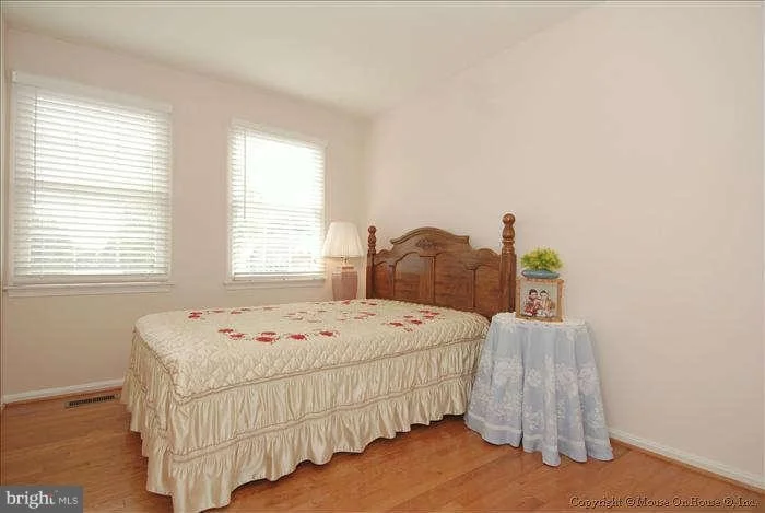 Photo of 901 BALBOA DRIVE