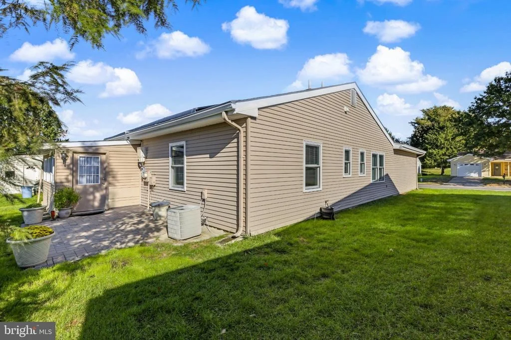 Photo of 79 KINGSTON WAY
