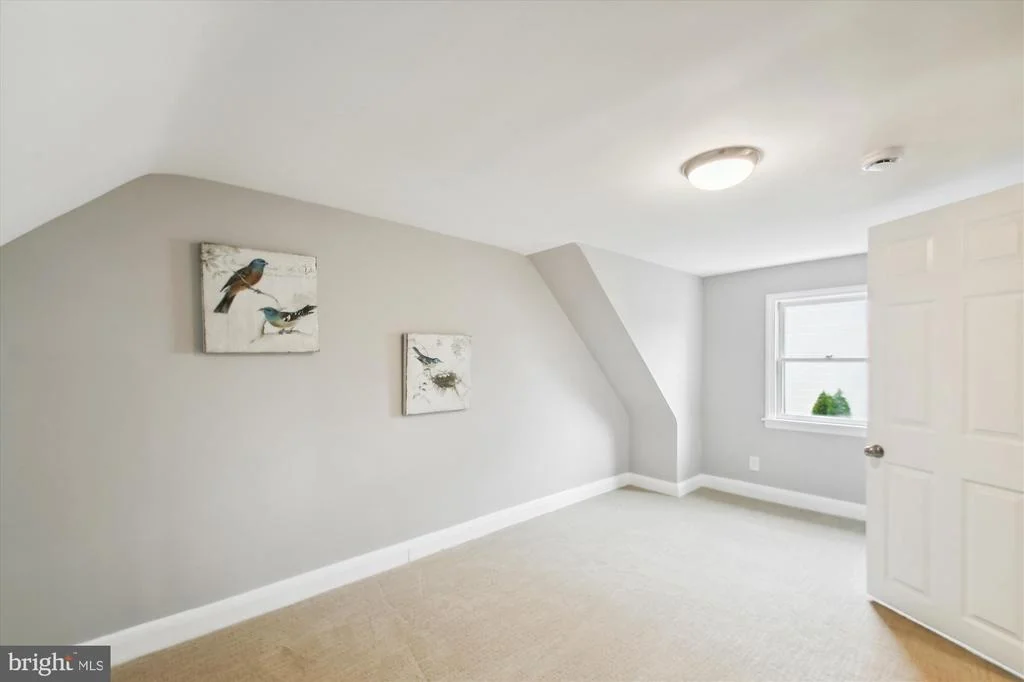Photo of 8413 GENEVA ROAD