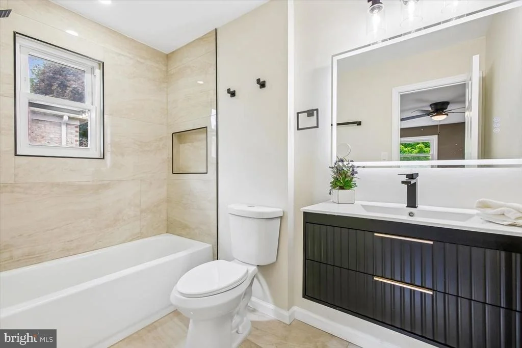 Photo of 1705 CRESTVIEW DRIVE