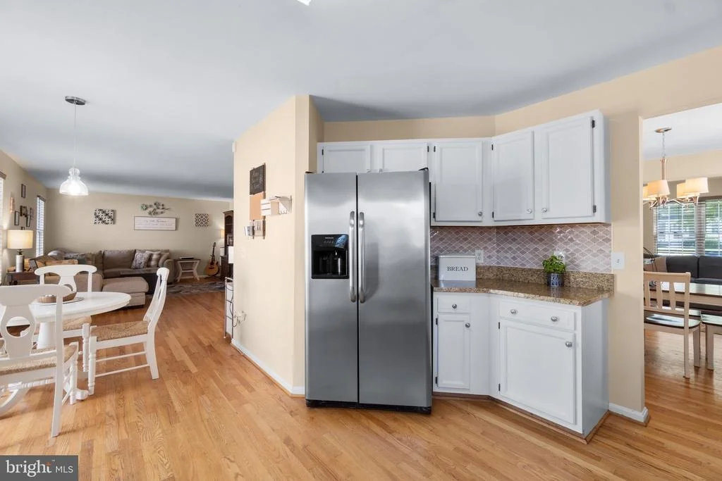 Photo of 814 WELLESLEY COURT