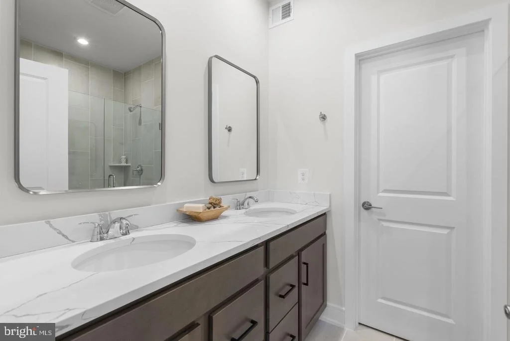 Photo of Unit TYCE24F2 at 3 PICASSO SQUARE