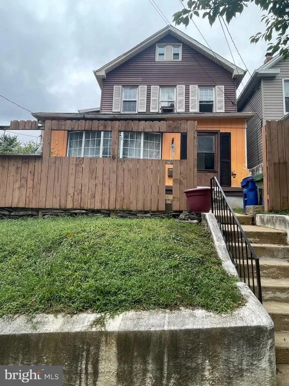 Photo of 3534 POOLE STREET