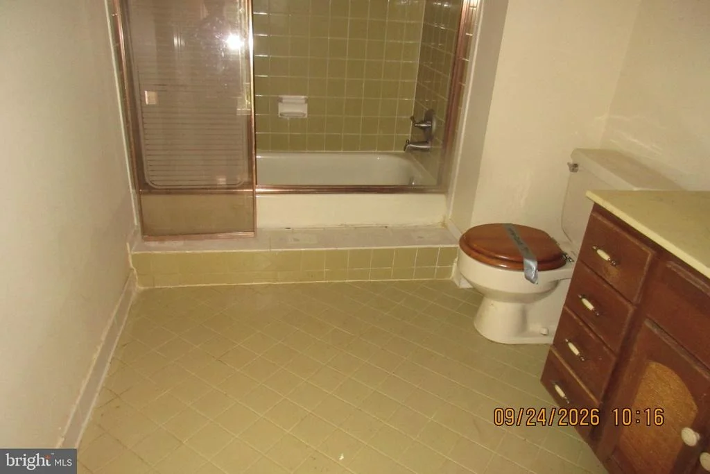 Photo of 15905 NARROWS TERRACE