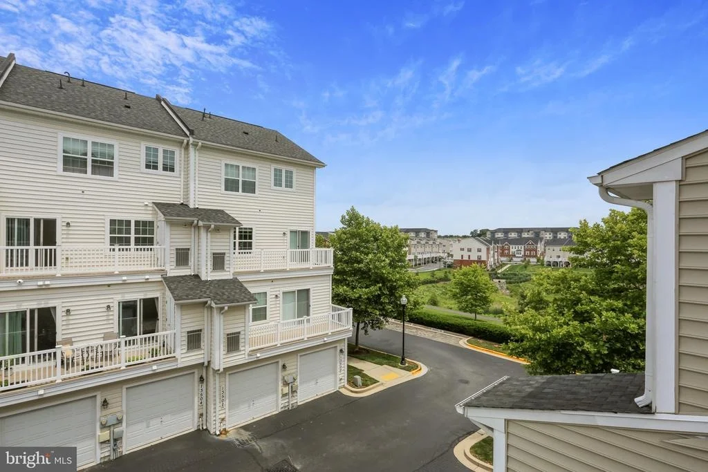 Photo of 19485 DOVER CLIFFS CIRCLE