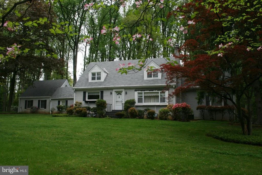 Photo of 916 COPLEY LANE
