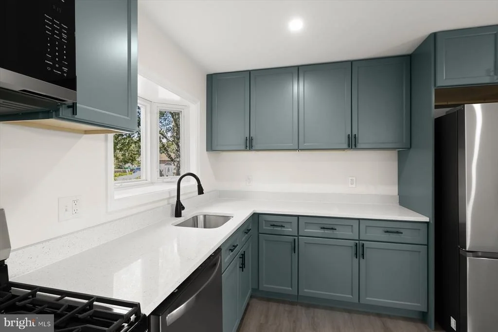 Photo of 602 LACEWOOD DRIVE