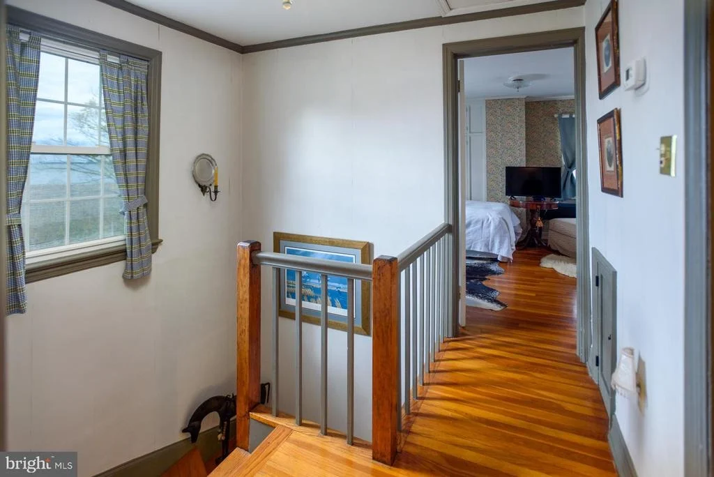 Photo of 1308 TOWN POINT ROAD