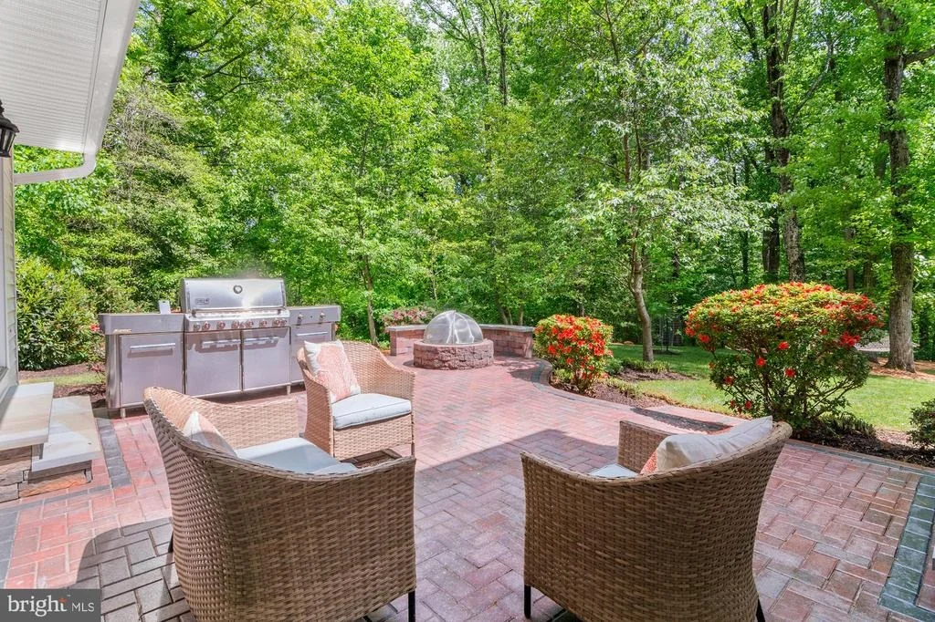 Photo of 1754 LONG GREEN DRIVE