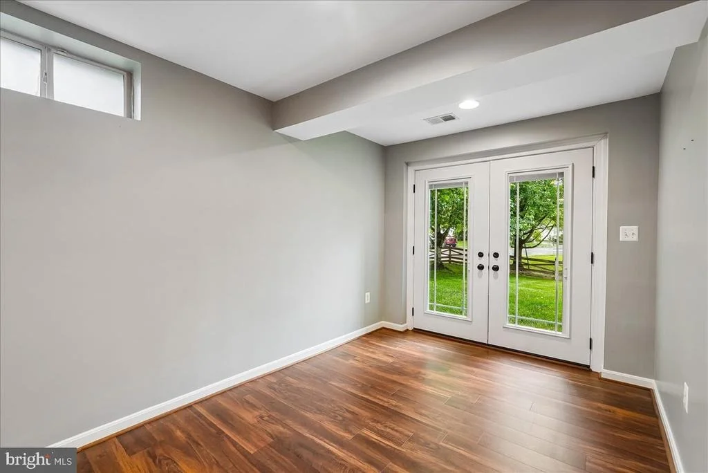 Photo of 320 N CONSTITUTION WAY