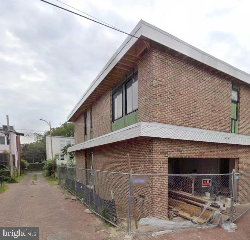 Photo of 1661 EBENEZER COURT SE
