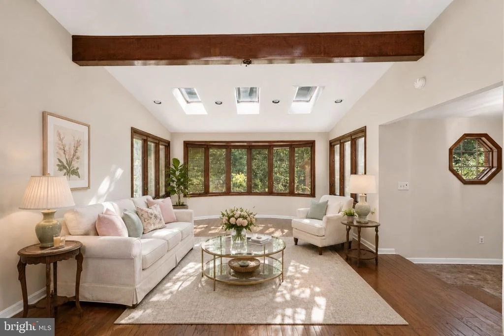 Photo of 10600 GREENACRES DRIVE
