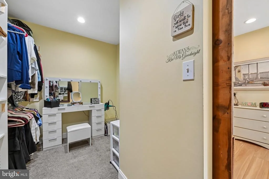 Photo of 1248 JUNE ROAD