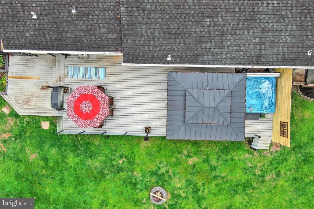Photo of 4296 WOLF HILL DRIVE