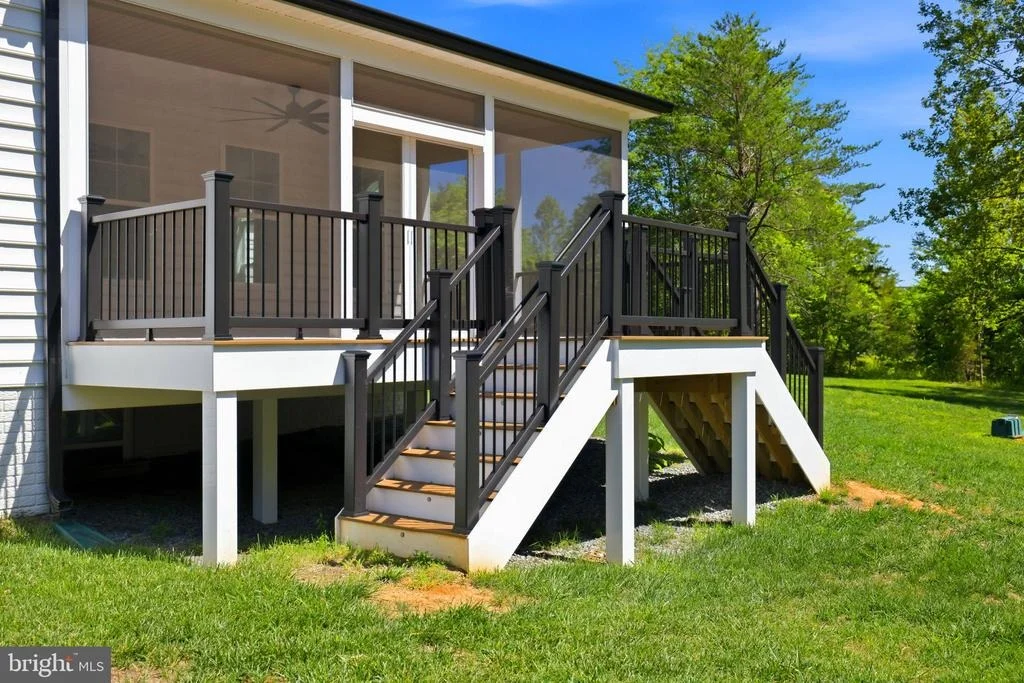 Photo of 301 KINGDOM DRIVE