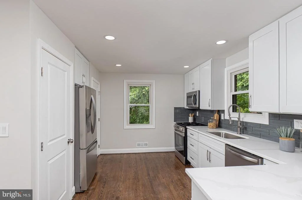 Photo of 536 BROOK ROAD
