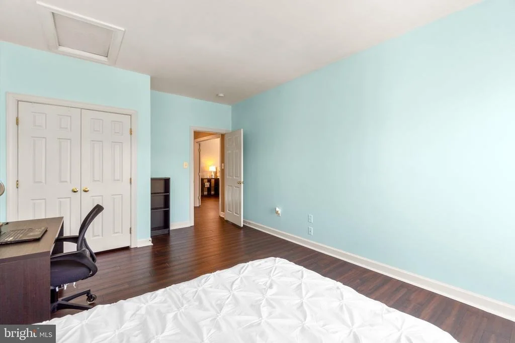 Photo of 9116 BOWLING GREEN DRIVE
