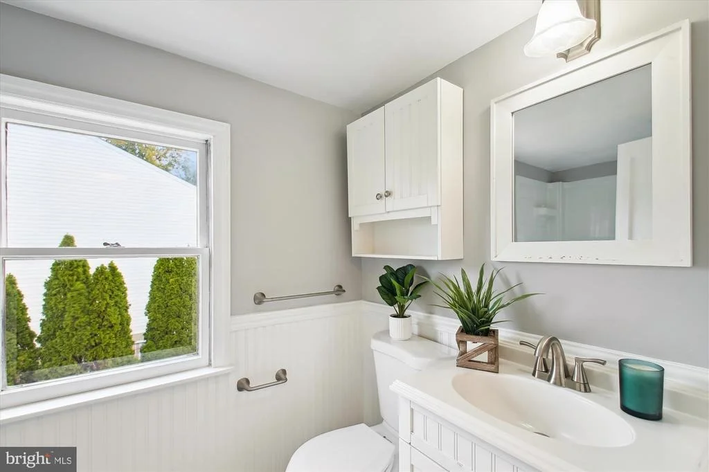 Photo of 8413 GENEVA ROAD
