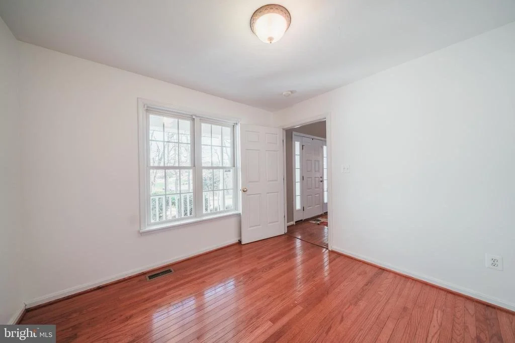 Photo of 12307 ROBIN ROAD