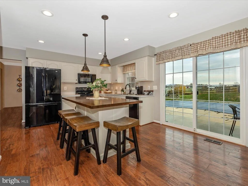 Photo of 3380 WESTPORT DRIVE