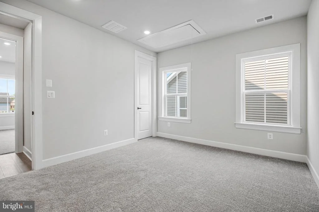 Photo of 1423 CRANESBILL LANE