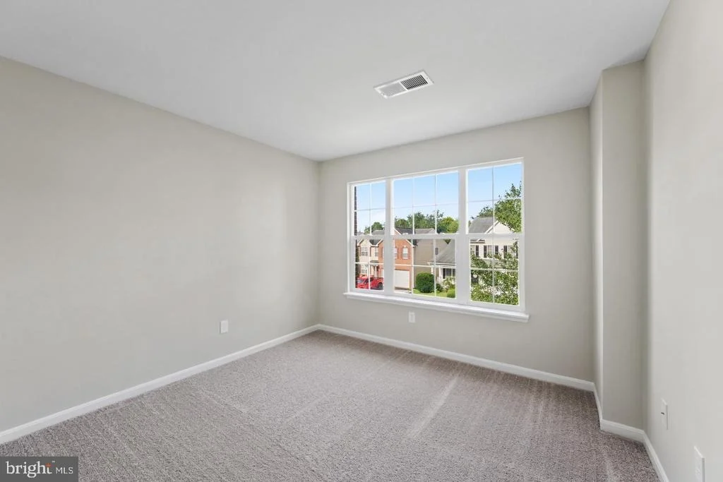 Photo of 927 FAIRWOOD DRIVE