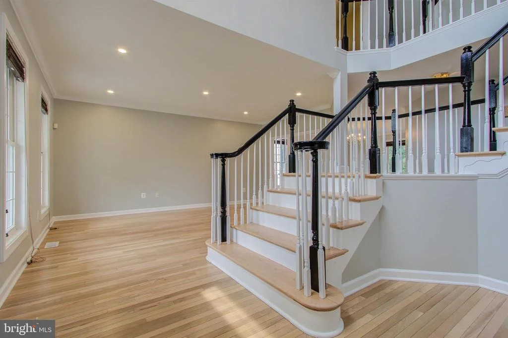 Photo of 301 NOVA COURT