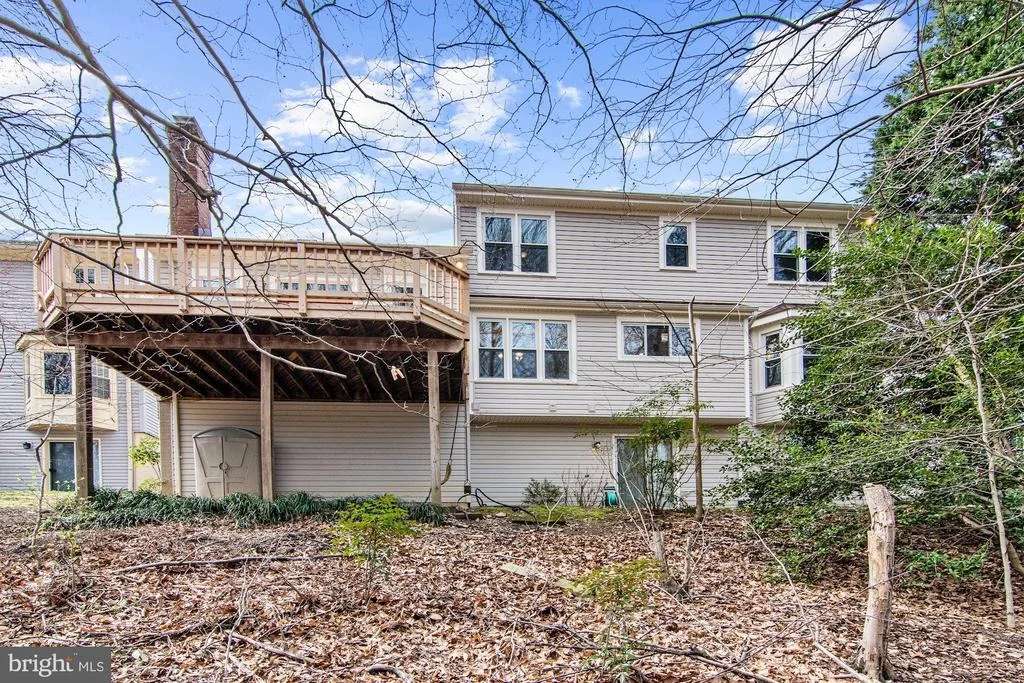 Photo of 8106 DEERCREEK PLACE
