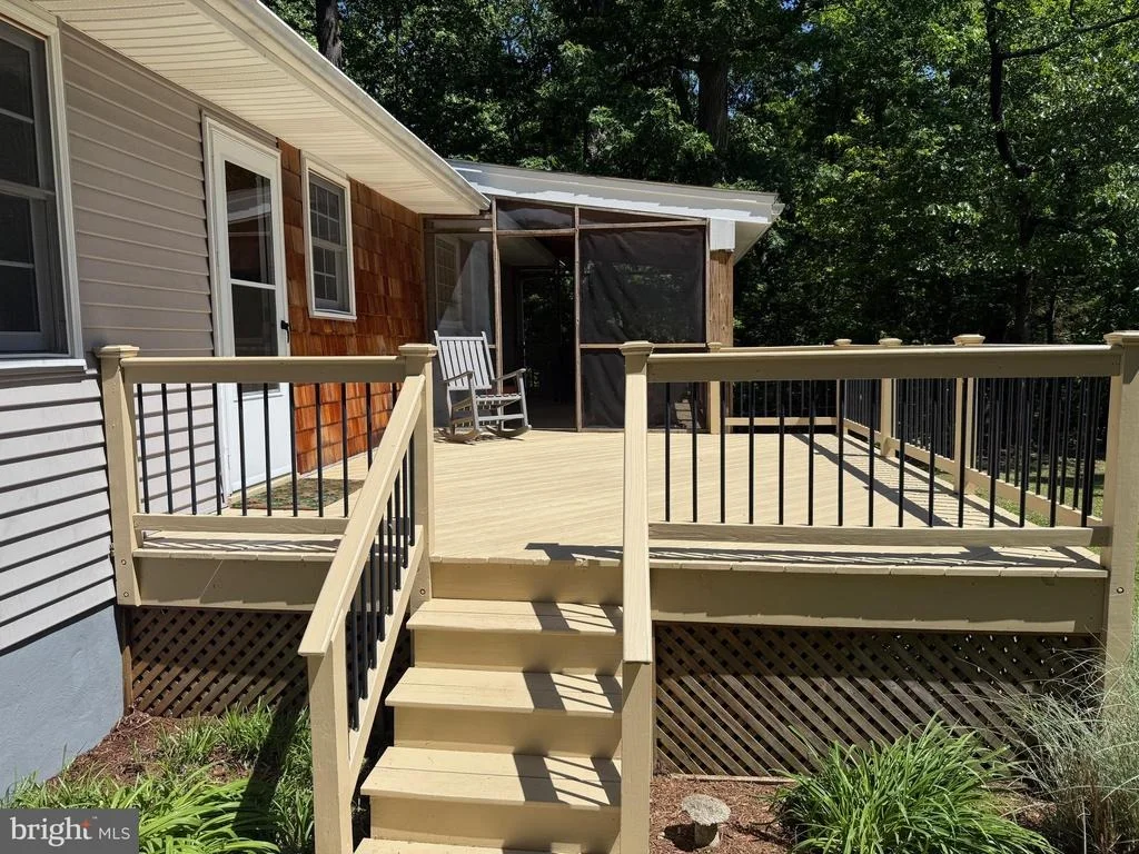Photo of 1022 HARBOR DRIVE