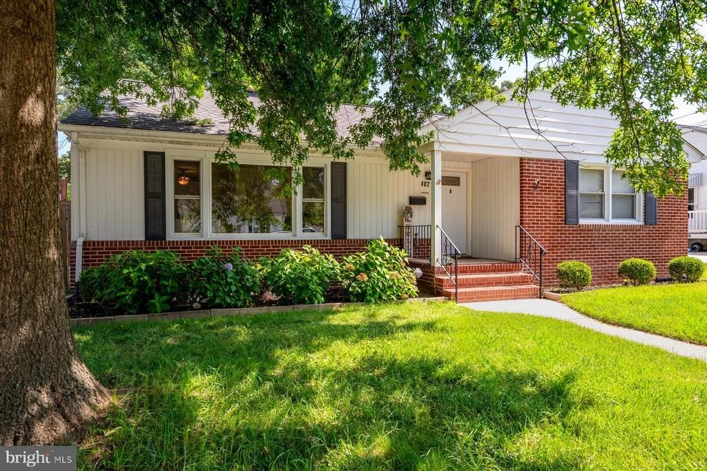 Photo of 402 JOYCE DRIVE