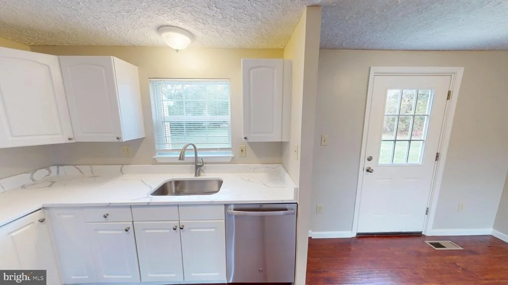 Photo of 1180 BANNISTER CIRCLE