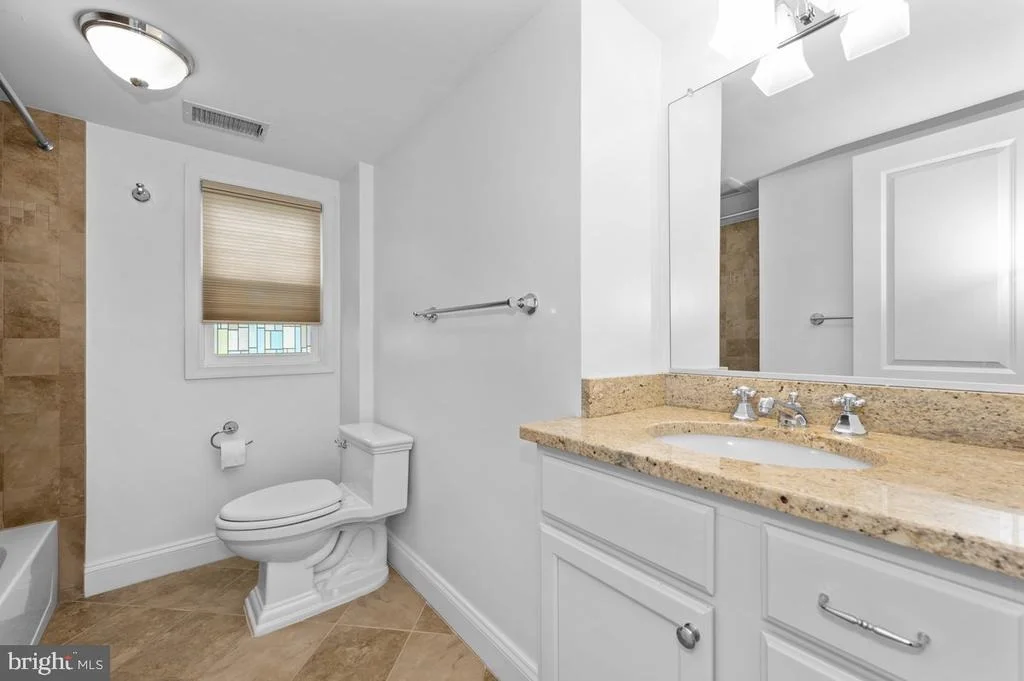 Photo of 6 E HAMILTON AVENUE
