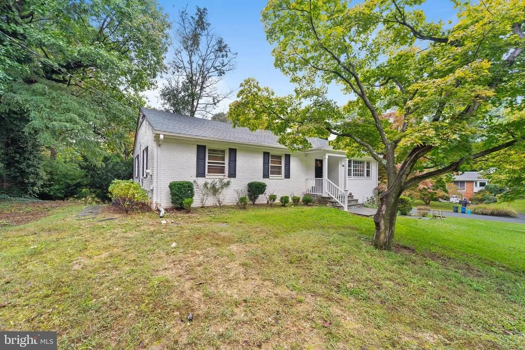 Photo of 10610 KINLOCH ROAD