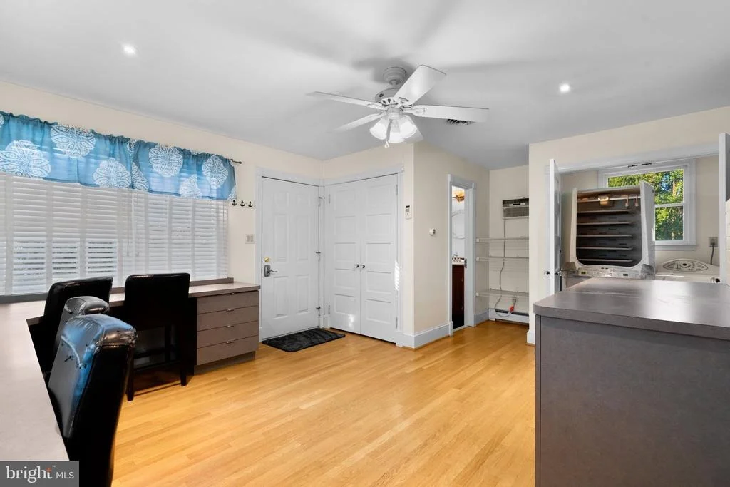 Photo of 7908 BROOKLYN BRIDGE ROAD