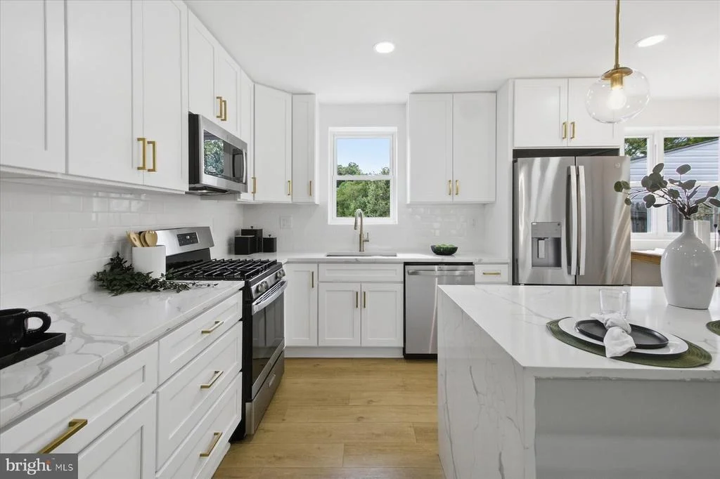 Photo of 9013 PINEHURST DRIVE