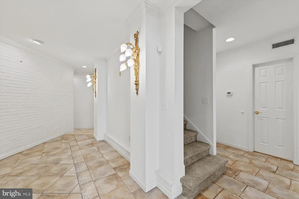 Photo of 20340 SILVER LAKE DRIVE