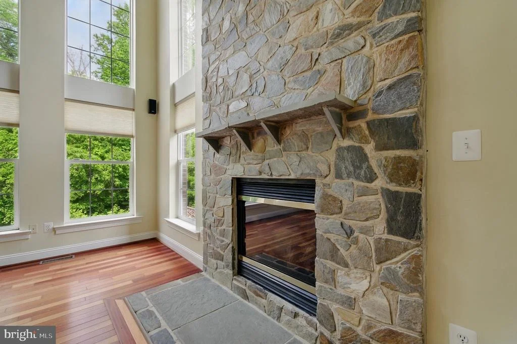 Photo of 1002 COVINGTON WAY