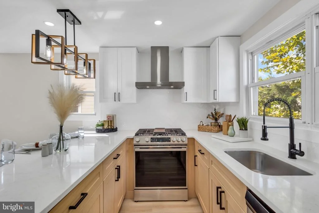 Photo of 33 MORRIS AVENUE