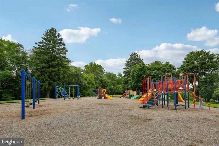 Photo of 1590 CHAPMAN ROAD
