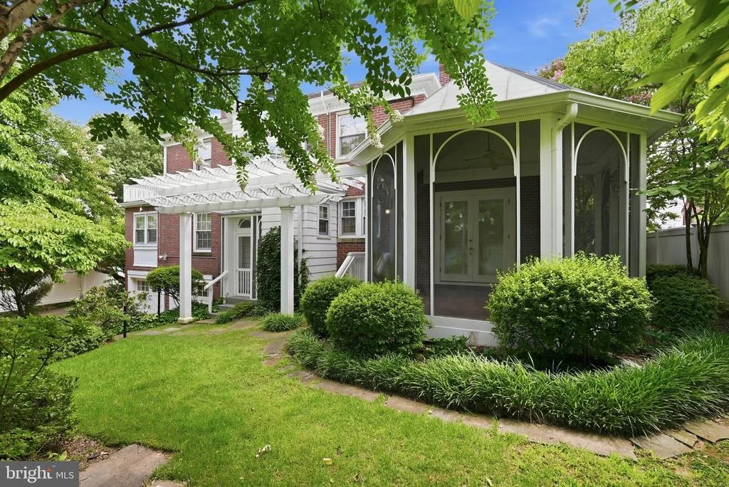 Photo of 1907 ROOKWOOD ROAD