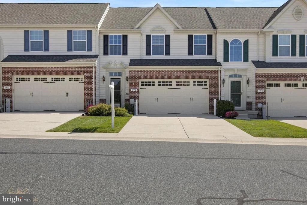 Photo of 305 TUFTON CIRCLE