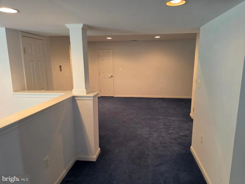 Photo of 12675 PERRYWOOD LANE
