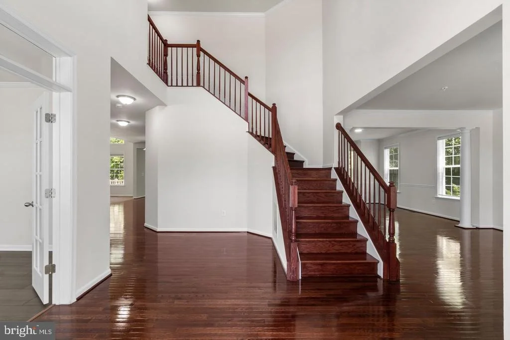 Photo of 9613 MANOR OAKS VIEW