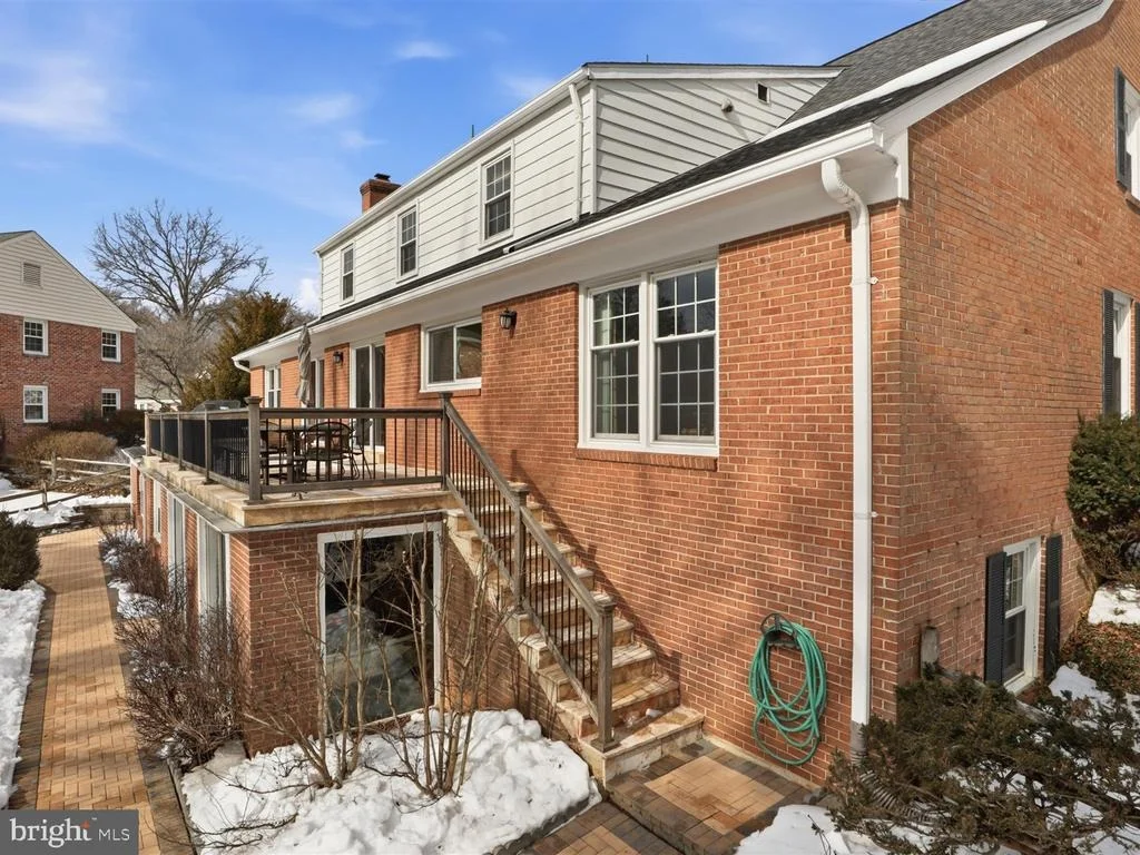 Photo of 8818 COLD SPRING ROAD